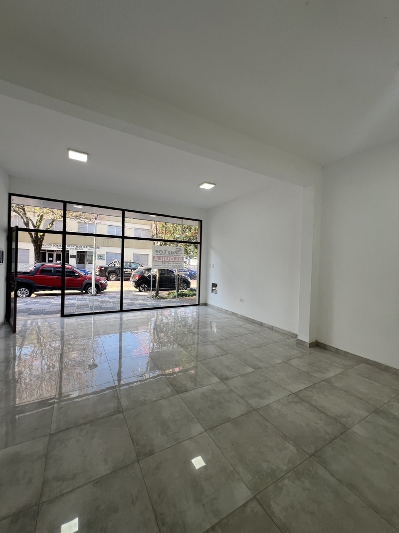 Salón en Alquiler — Patricio Diez 421, Reconquista, Santa Fe