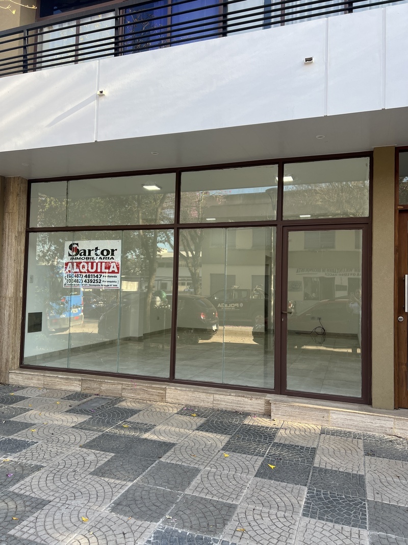 Salón en Alquiler — Patricio Diez 421, Reconquista, Santa Fe