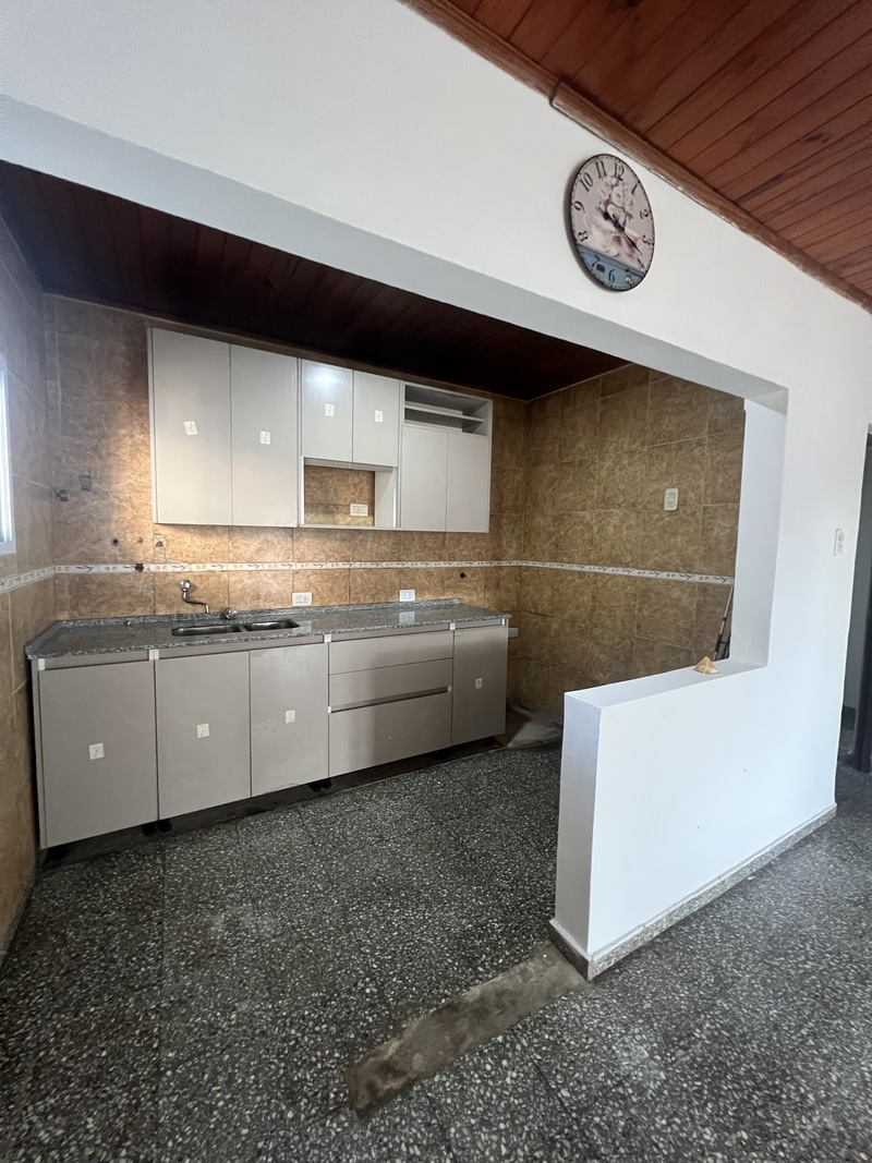 Casa en Alquiler — Profesor Roselli 759, Reconquista, Santa Fe
