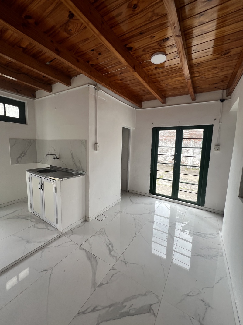 Departamento en Alquiler — Chacabuco 767 5, Reconquista, Santa Fe