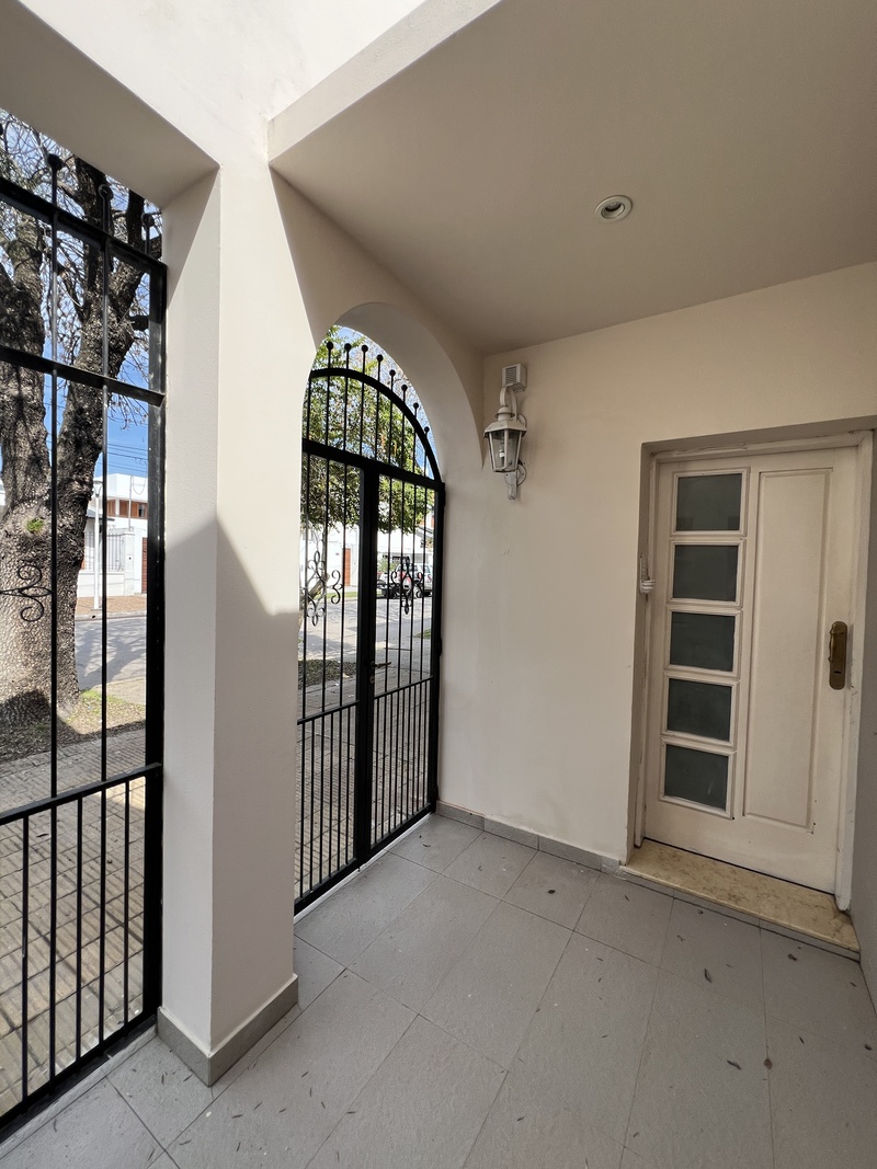 Casa en Alquiler — Gobernador Freyre 742, Reconquista, Santa Fe