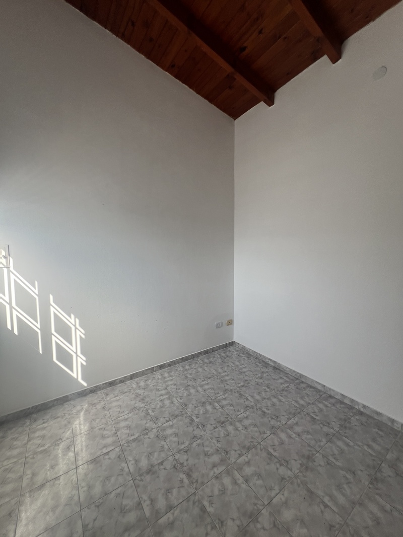 Departamento en Alquiler — Sarmiento 1596 P2 D6, Reconquista, Santa Fe