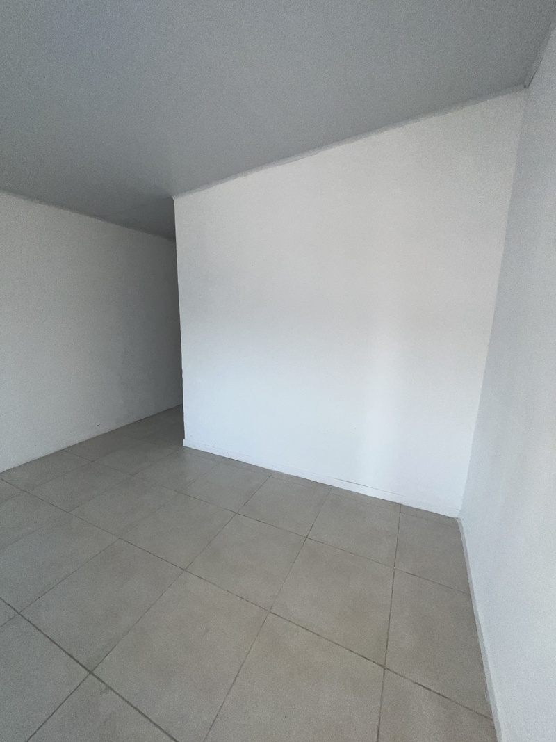 Casa en Alquiler — Raúl Carussi 775, Reconquista, Santa Fe