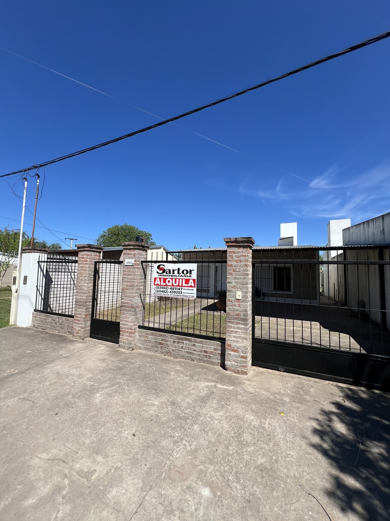 Casa en Alquiler — Calle 42 2560, Reconquista, Santa Fe