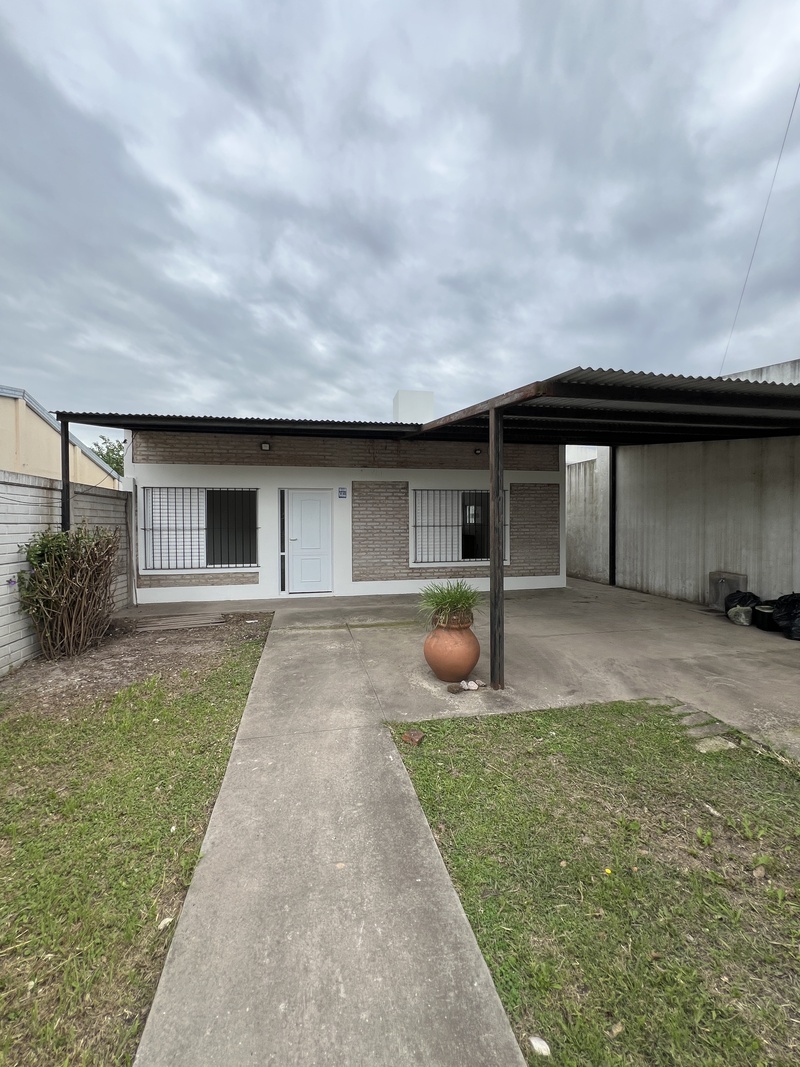 Casa en Alquiler — Calle 42 2560, Reconquista, Santa Fe
